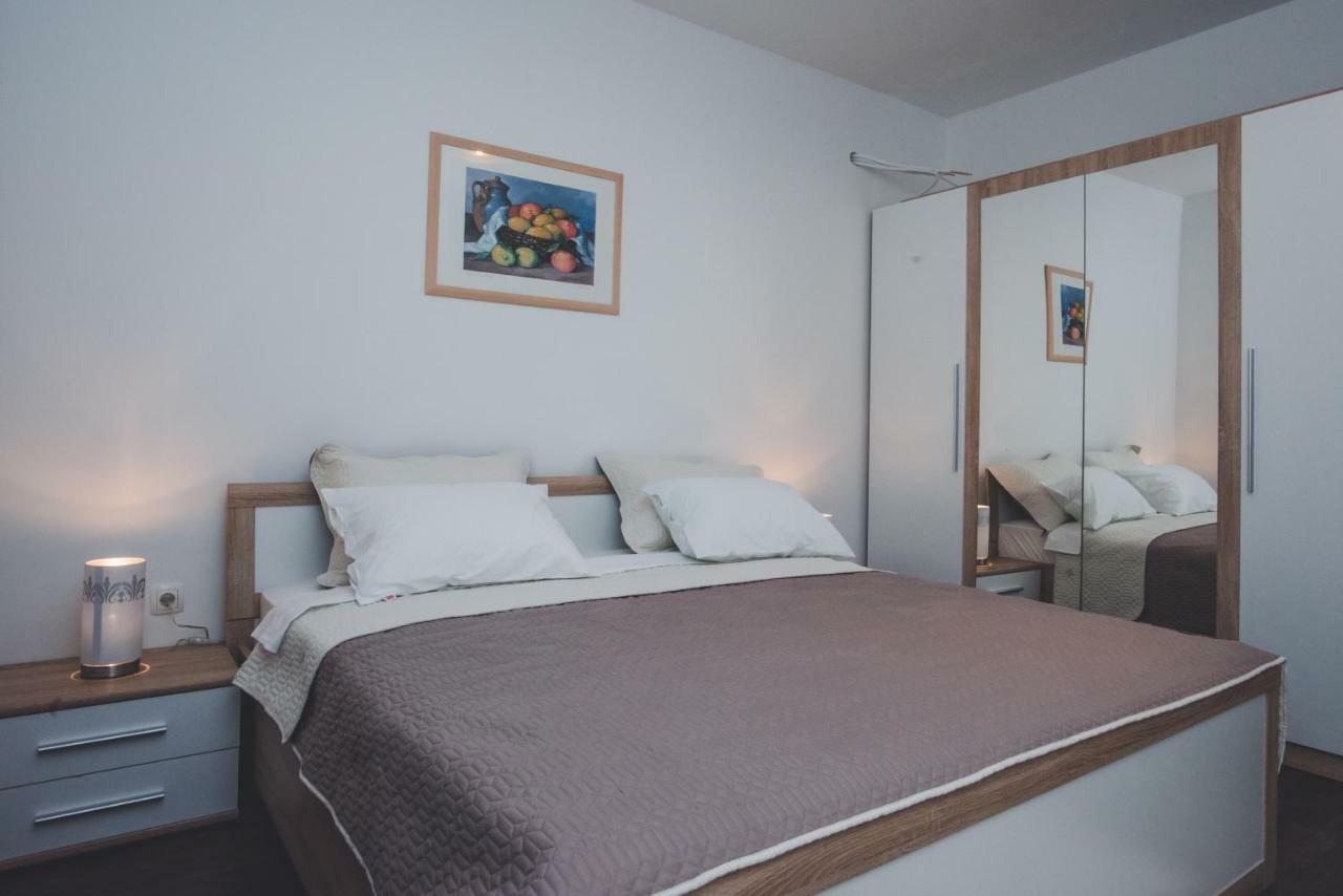 Vila Strisnja W/ Sea View